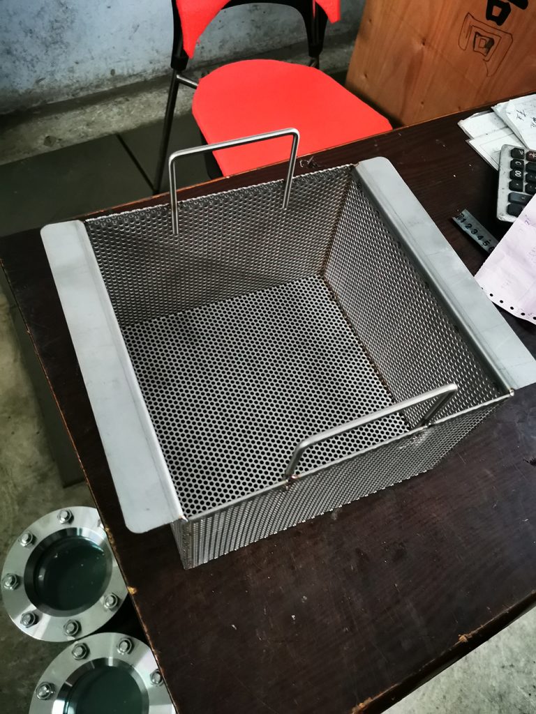 Decanter centrifuge machine 10